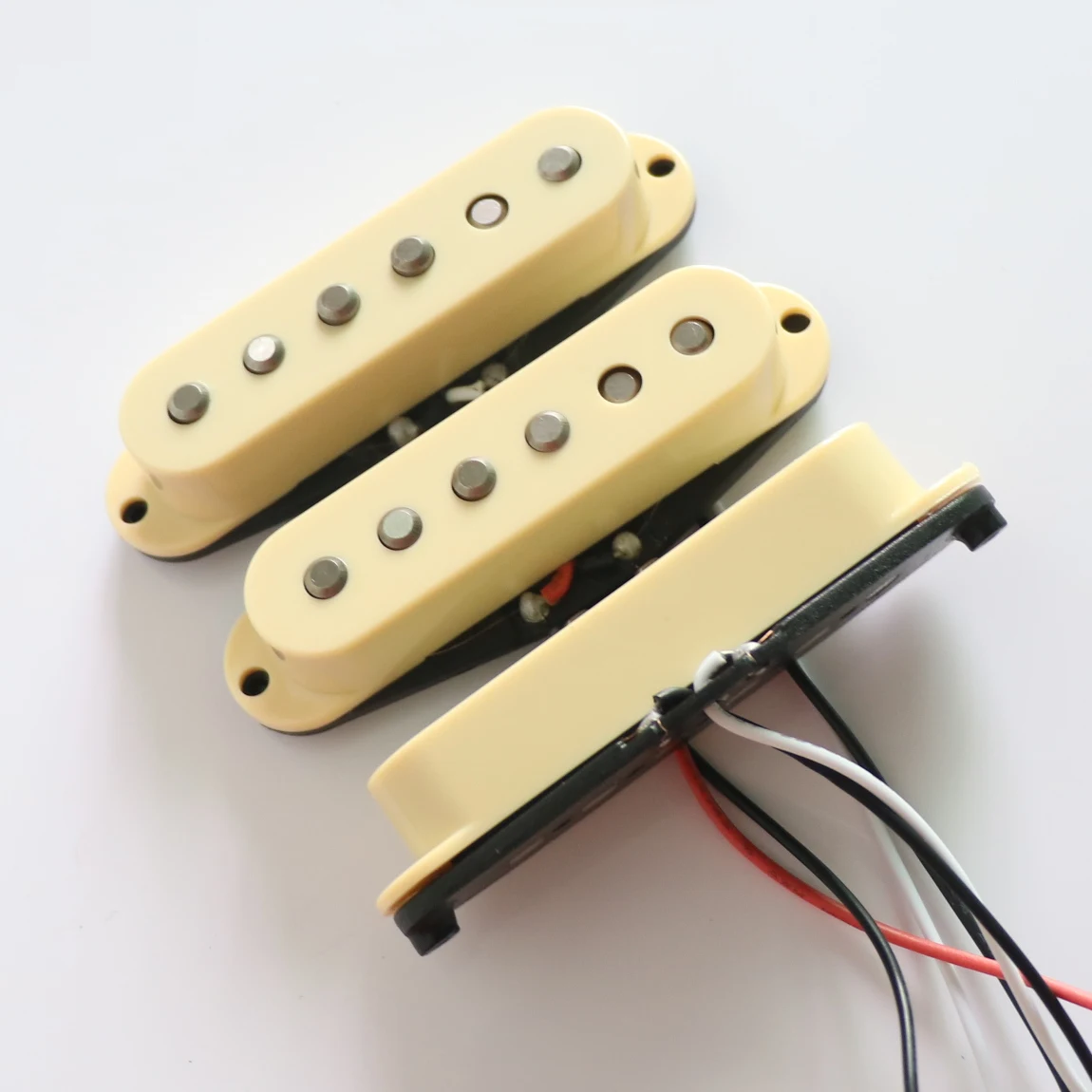 Wholesale Donlis DS24 1set Single Coil ST Electric Guitar Pickups with Chamfered Alnico 2 Rods