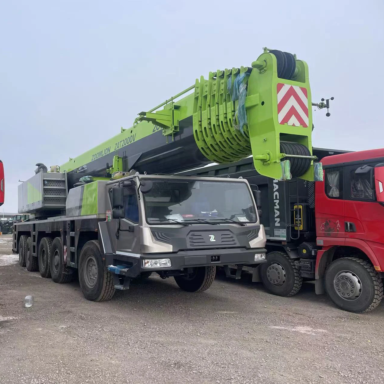 New Design Zoommlion Second-hand Nuckle Boom Crane 200 Ton Arm Used Truck Mounted Cranes For Sale