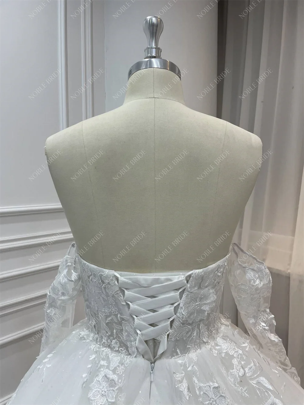 Sweetheart Detachable Long Sleeves Lace Up Back Glitter Tulle Puffy Ball Gown Bridal Dress