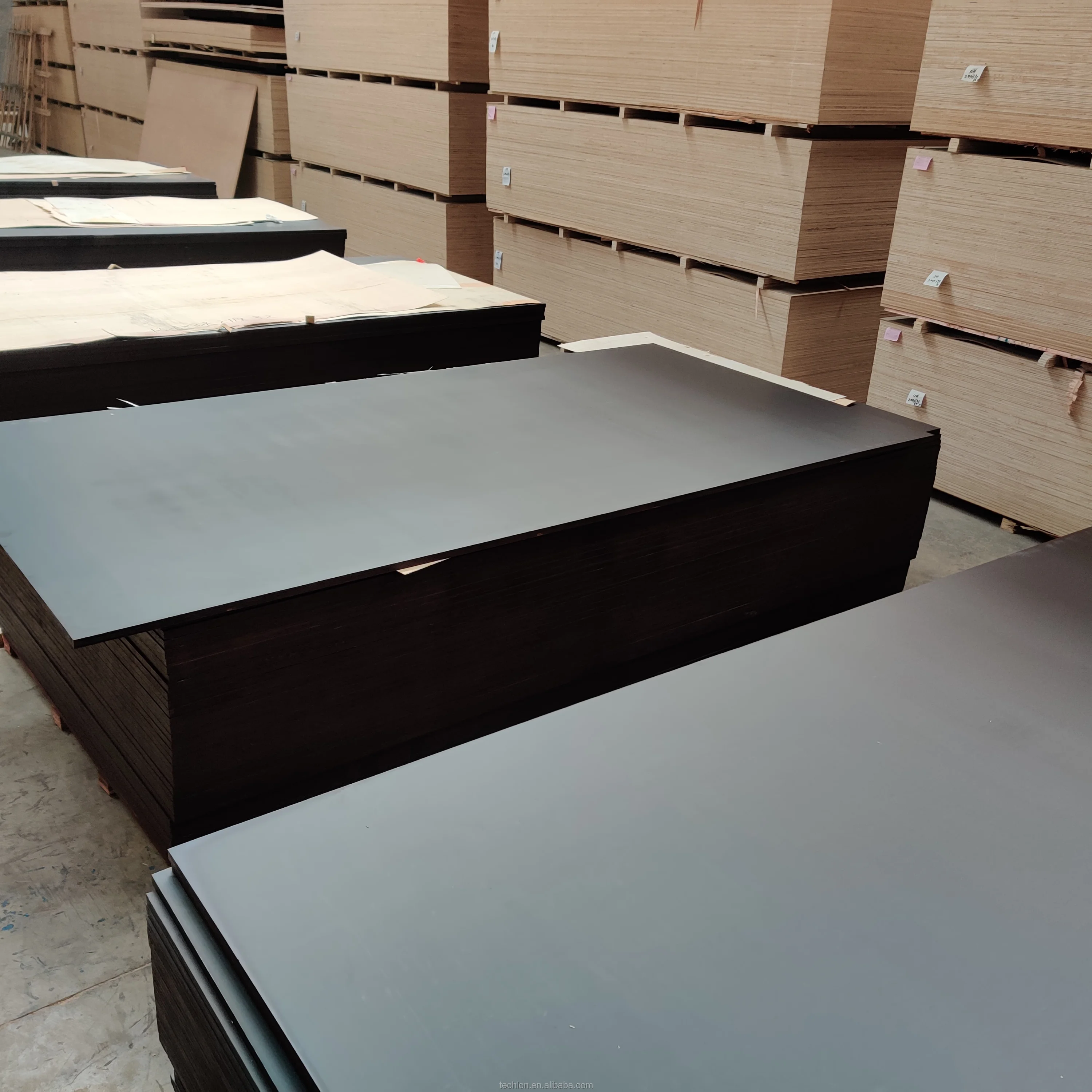 1220*2440mm brown Film Faced Plywood 12mm waterproof anti slip for shuttering formwork