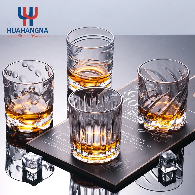 Wholesale Unique Thick Base Scotch Bourbon Whiskey Tumbler 280ml Crystal Clear Old Fashioned Rotating Rock Whiskey Glass Cups