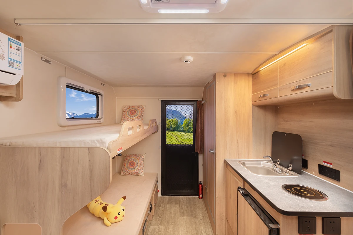 Factory Wholesale Popular Campers Motorhomes Caravans Rv Travel Trailer Made In China