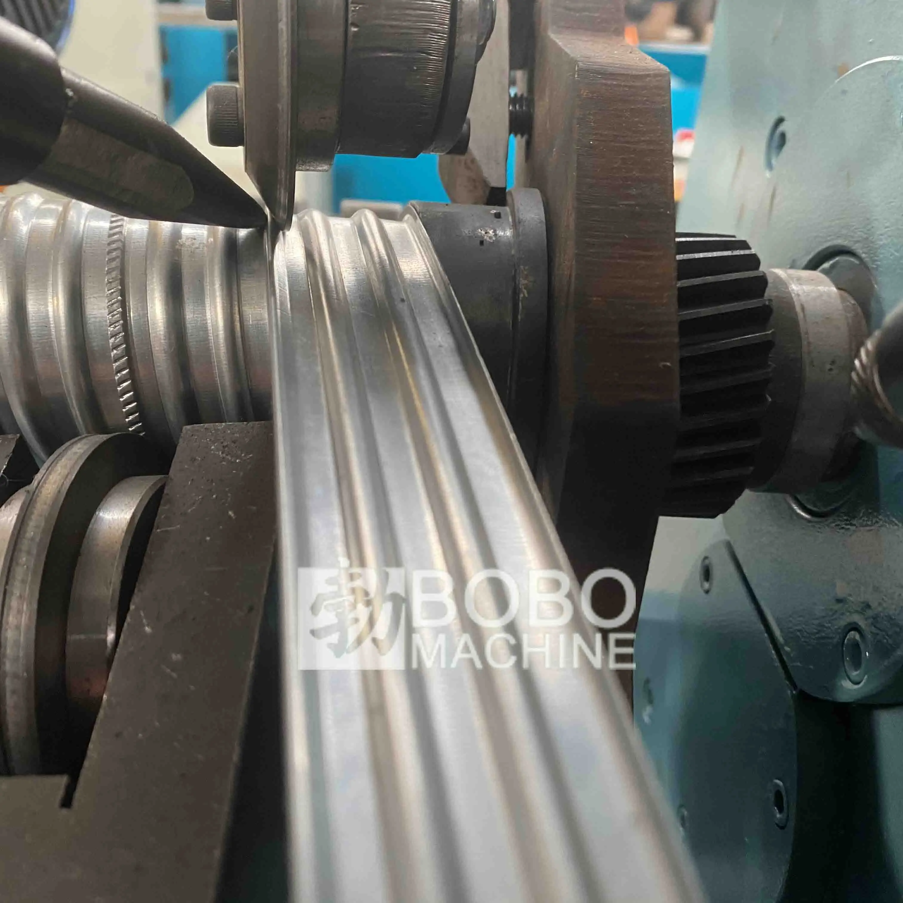 Galvanized spiral corrugated post tension duct machine