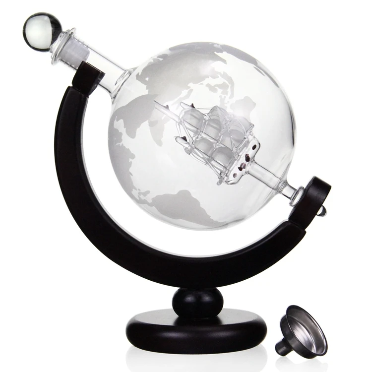 Amazon hot sell 850ML Glass Globe Whiskey Wine Vodka Decanter Set With Matching Glasses And Bar Funnel