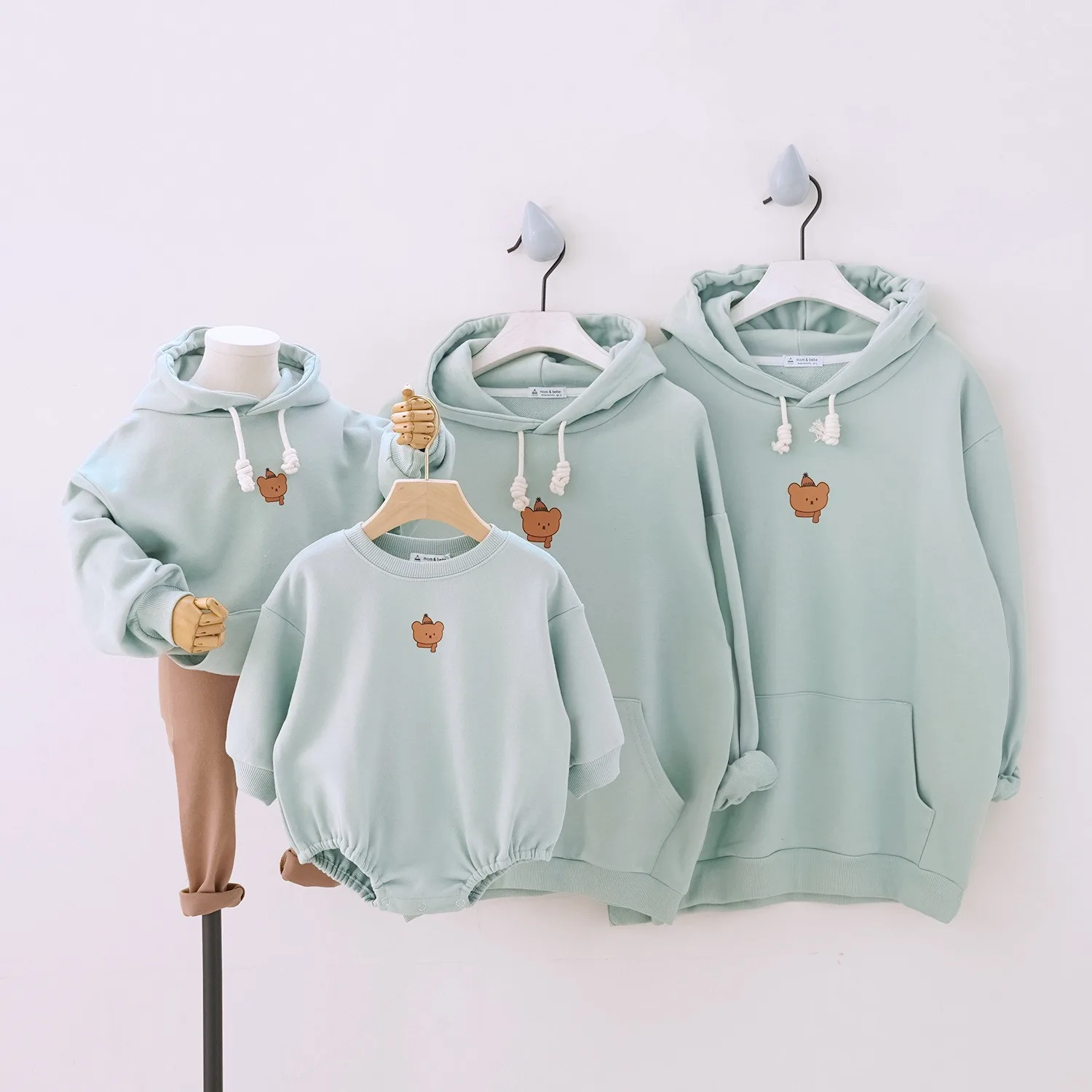 Best seller autumn fleece material hoodies Family matching outfits mommy and me sweatshirt clothing