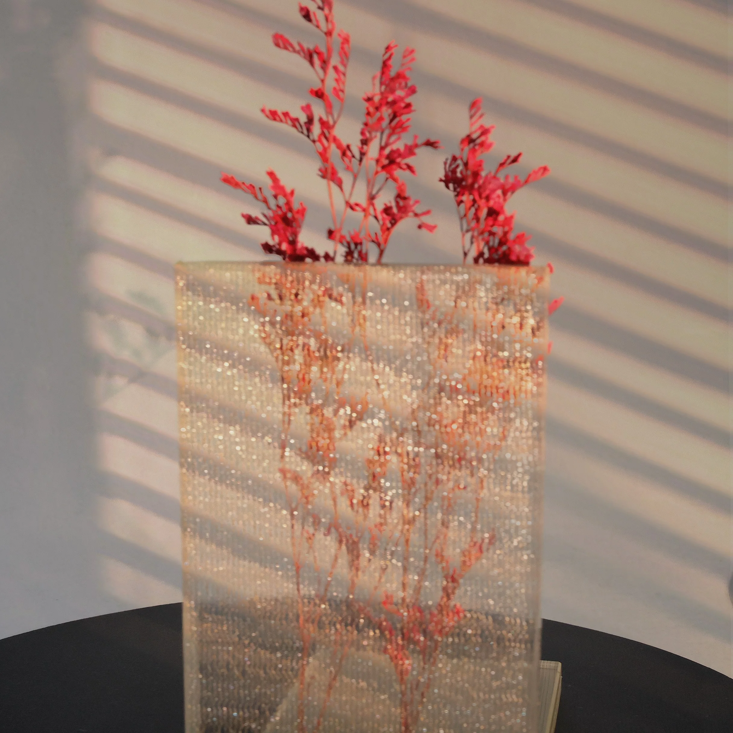 One kind of popular material for partion and door in architecture is fabric laminated glass from Hongjia glass factory