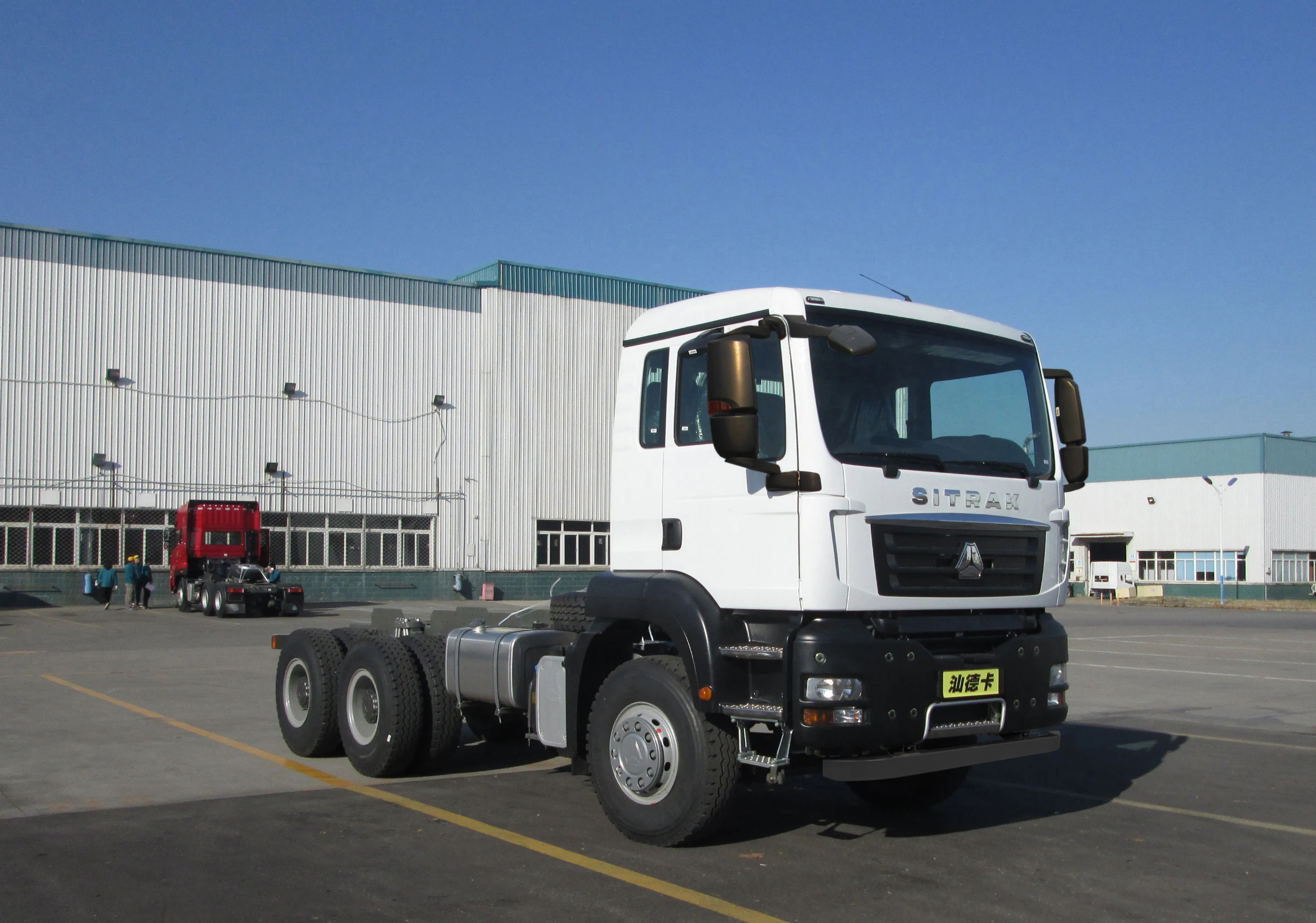 Chinese Famous Brand SInotruck 8*4 SITRAK C7H Tipper Big Bump Trucks Cargo Truck Of Sale