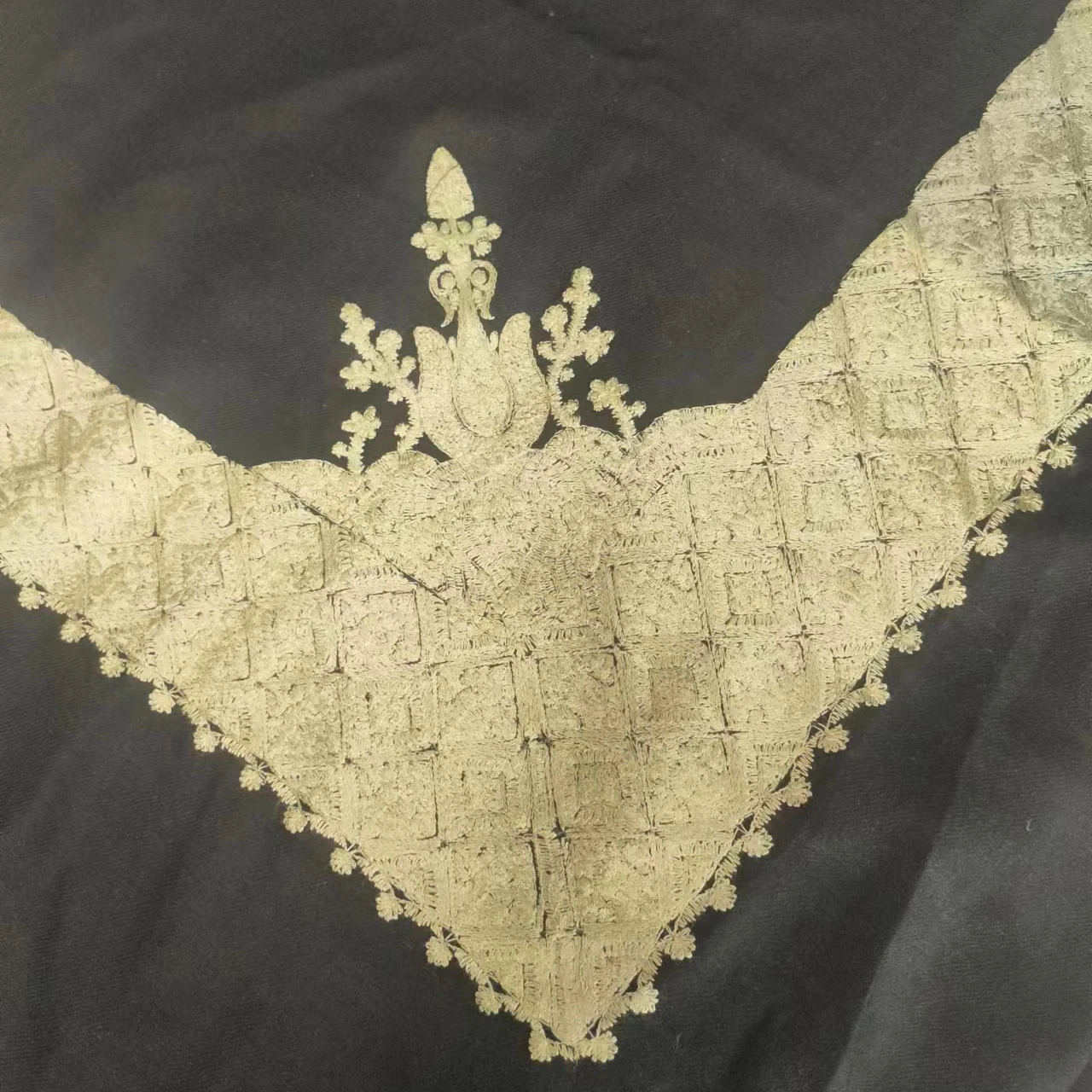 new Design Quality Embroidery Cashmere Scarves Vintage Winter shemagh Scarf 55x55inch Shawls And Wraps men Soft islimic muslim