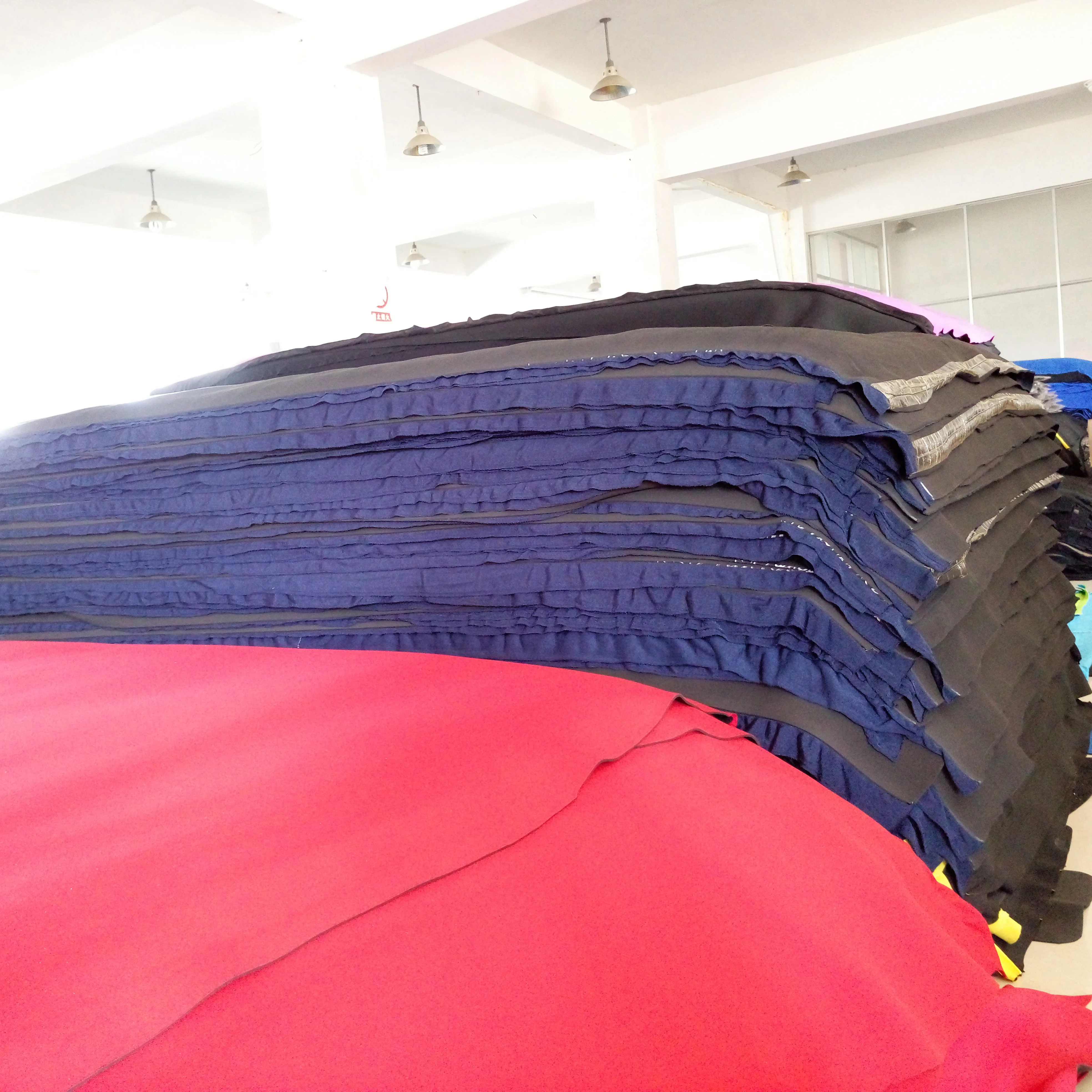 Индивидуальная цветная Неопреновая ткань различной формы