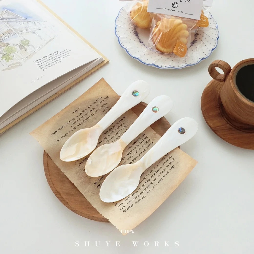 Оптовая продажа, ложка из натуральной ракушки, жемчужная ракушка, десертная ложка для икры, Высококачественная столовая посуда для ресторана, посуда с логотипом на заказ