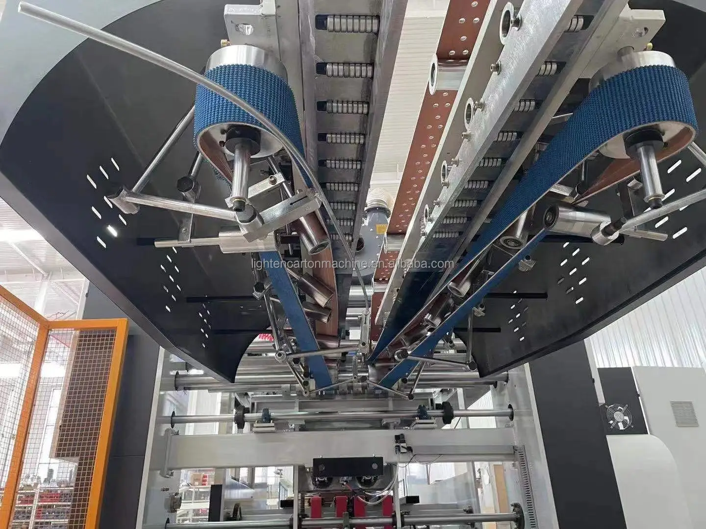 Fully Automatic High Speed Corrugated Carton Box Flexo Printing Slotting Die Cutting Folding Gluing Strapping Machine