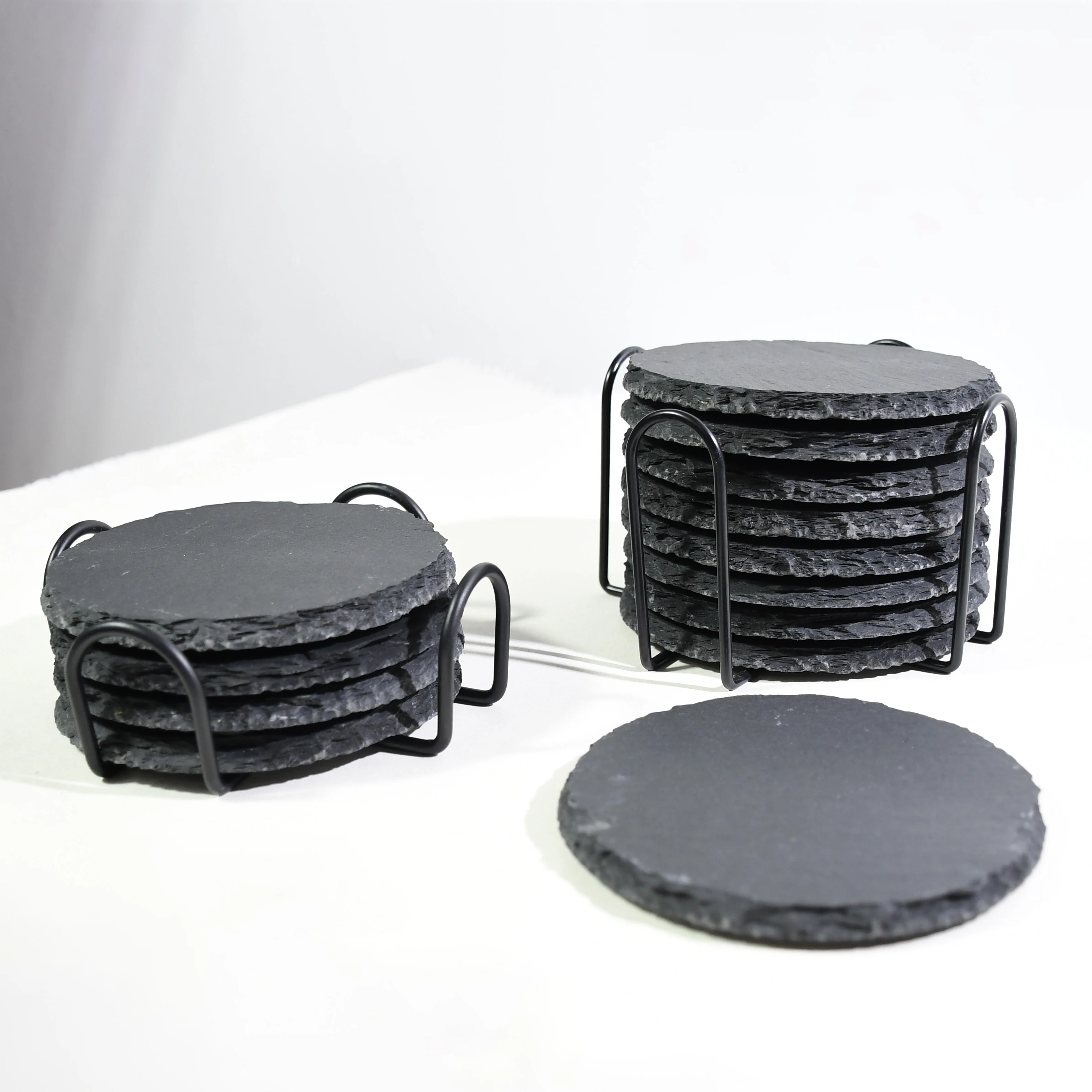 Factory Direct Sale Natural Black Stone D10cm Slate Round Coaster