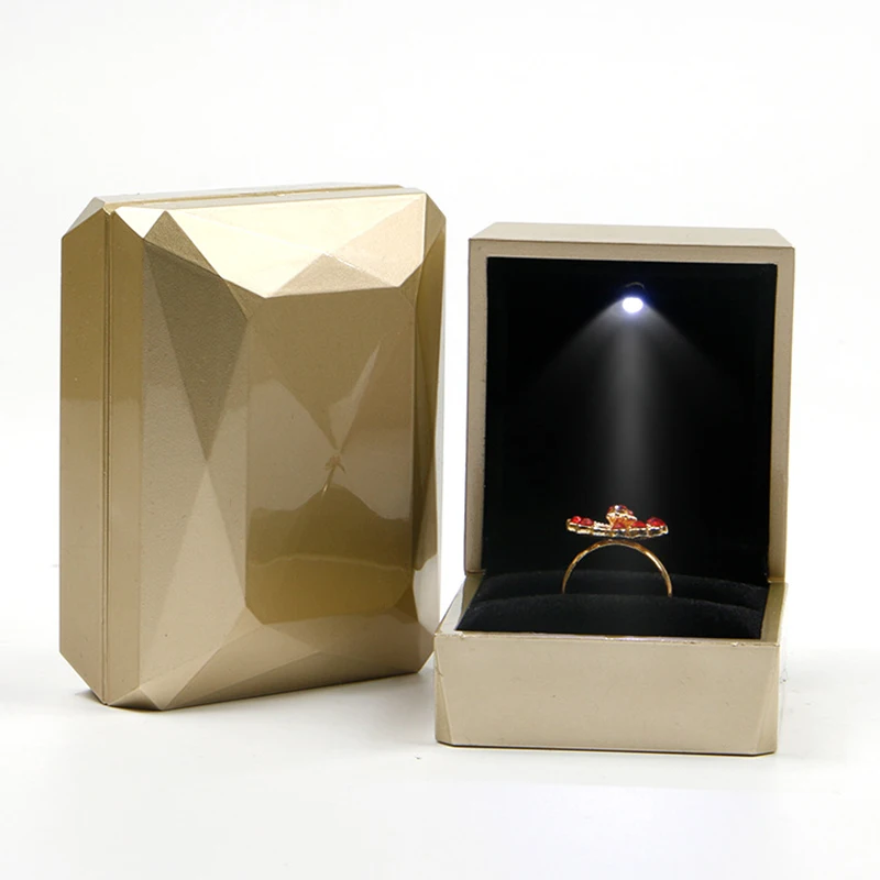 Low Moq Custom Logo Gold Jewelry Gift Box With Logo Shiny Luxury Surface