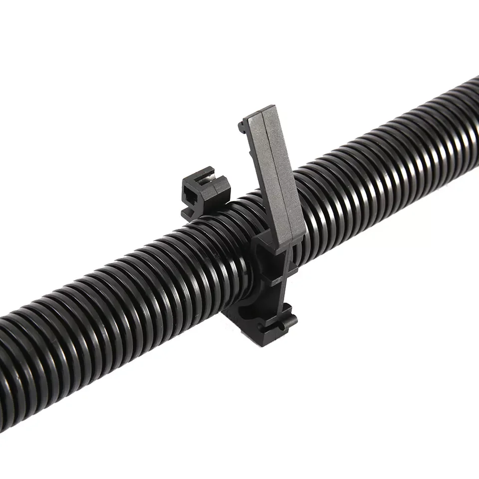 Electrical Wiring Cable Conduit Pipe Plastic Anchor Clamp Holder with Cover