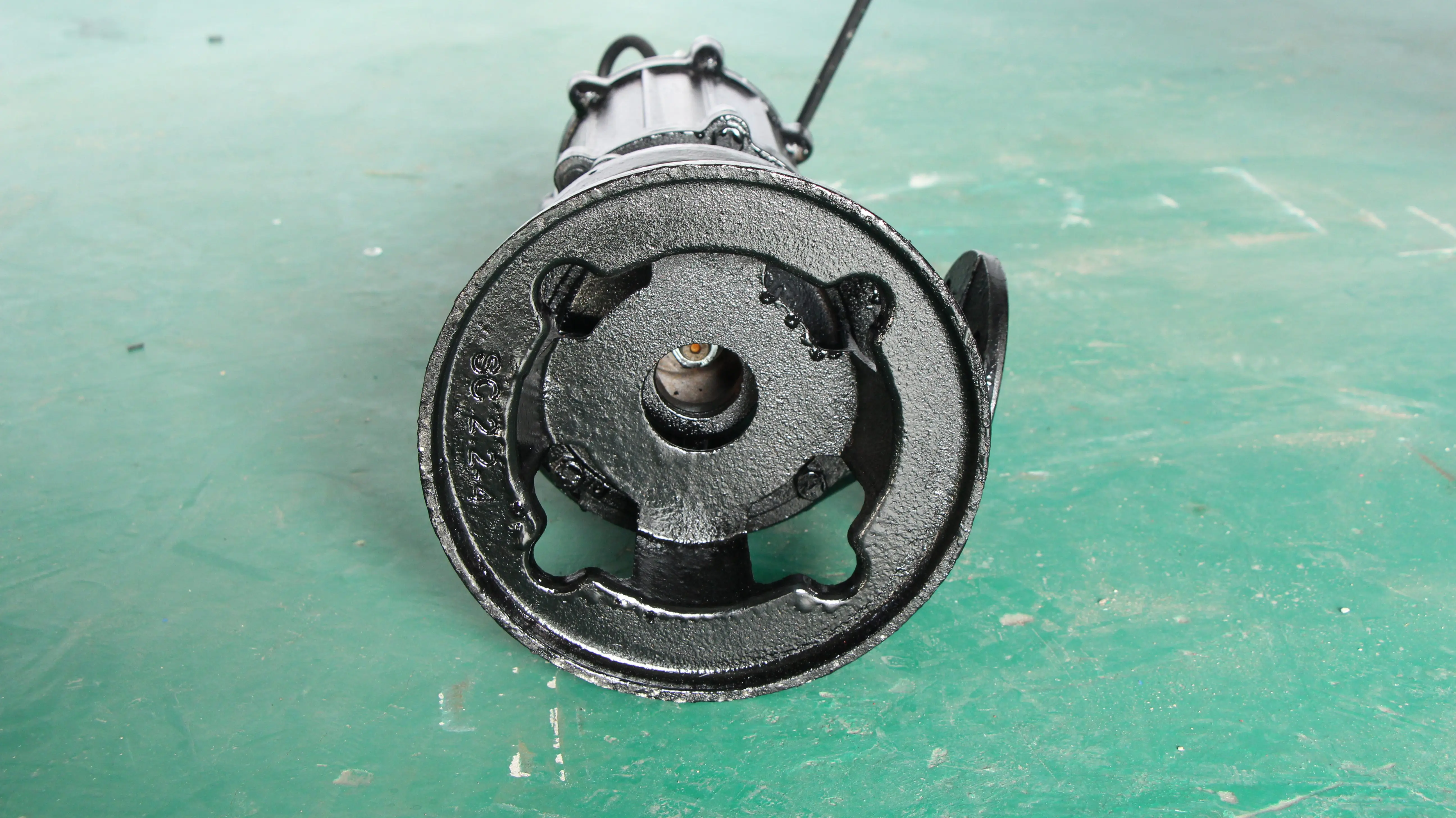Sewage pumps are available from stock, with low price and good quality, large quantity favorably