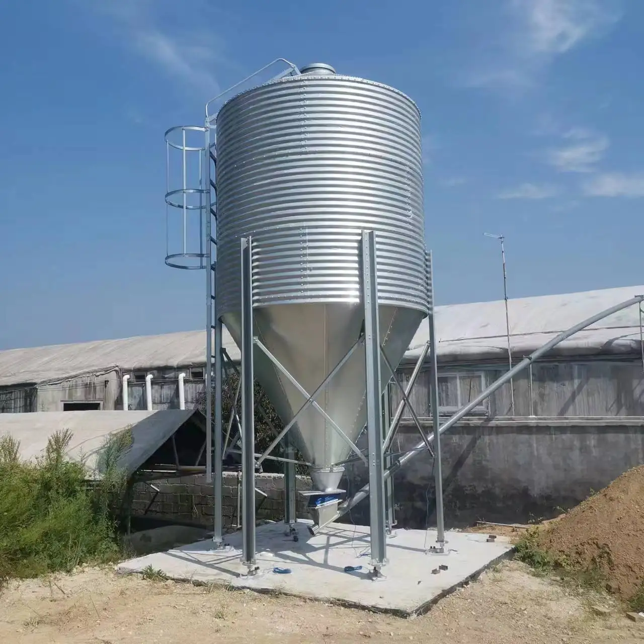 2022 poultry farm 3 ton~11 ton small steel silo used for chicken farm pig farm animal & poultry husbandry equipment