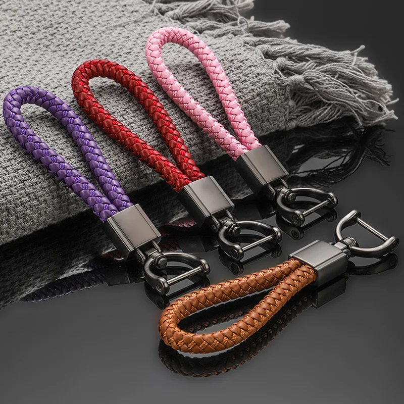 Fashion Hand Woven Leather Car KeyChain Detachable Metal Rotating Horseshoe Buckle leather Key Chain For Men Gift