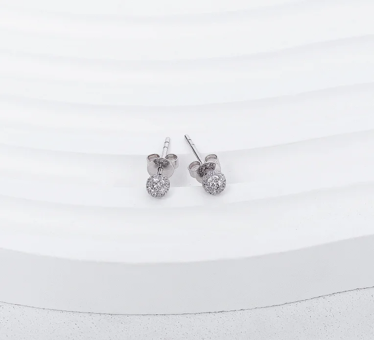 18K White Gold Earrings with Real Diamonds Man-Made VVS Moissanite for Engagement or Anniversary Silver Jewelry