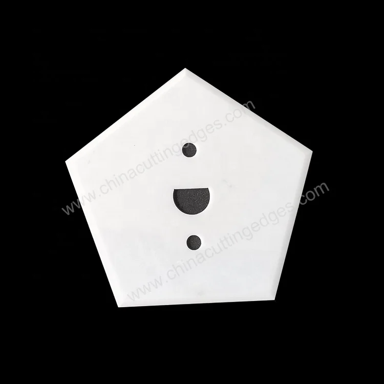 Ceramic pentagon cutting blade