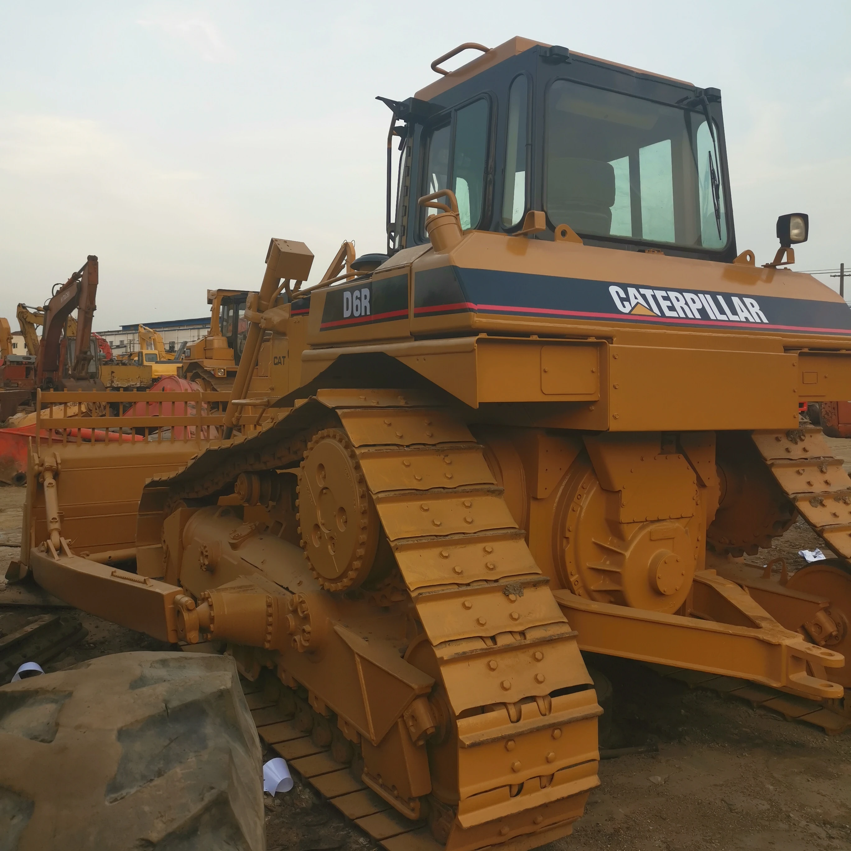 Used Good Machine Widely Used Second Hand Caterpillar D6R D6D  D5K Bulldozer for Sale used bulldozer of cat d5K for sale