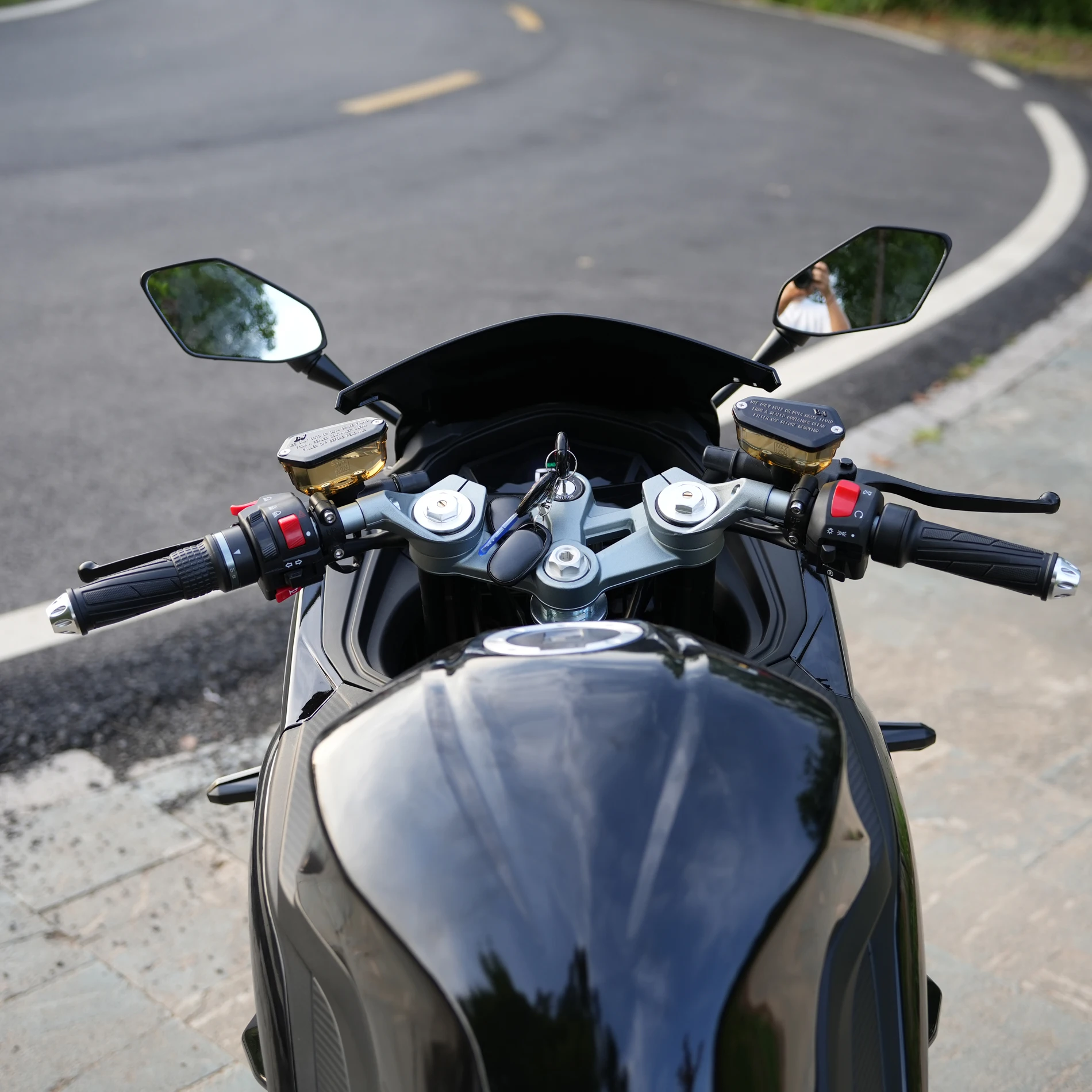 Powerful 3000W Electric Adult Motorbike Cheap Racing Moto Electrica Bike with 72V Voltage