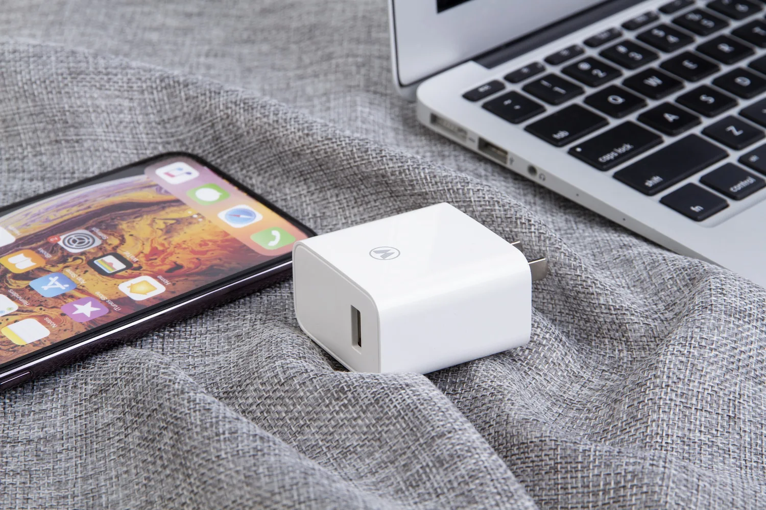 Быстрое зарядное устройство USB-C PD адаптер Usb настенное 18 Вт набор с кабелем для iPhone 11 Pro