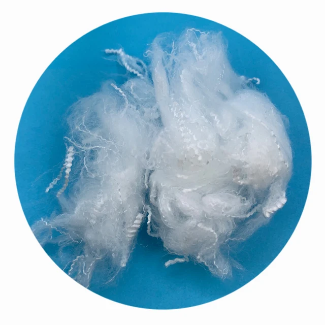 100% полиэфирное волокно, пуховое волокно для куртки с очень мягкой ручкой