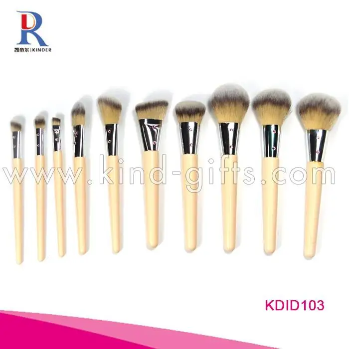 Beauty Needs Cute Small Luxury Glitter Diamond Whoelsae Crystal Makeup Brush Set