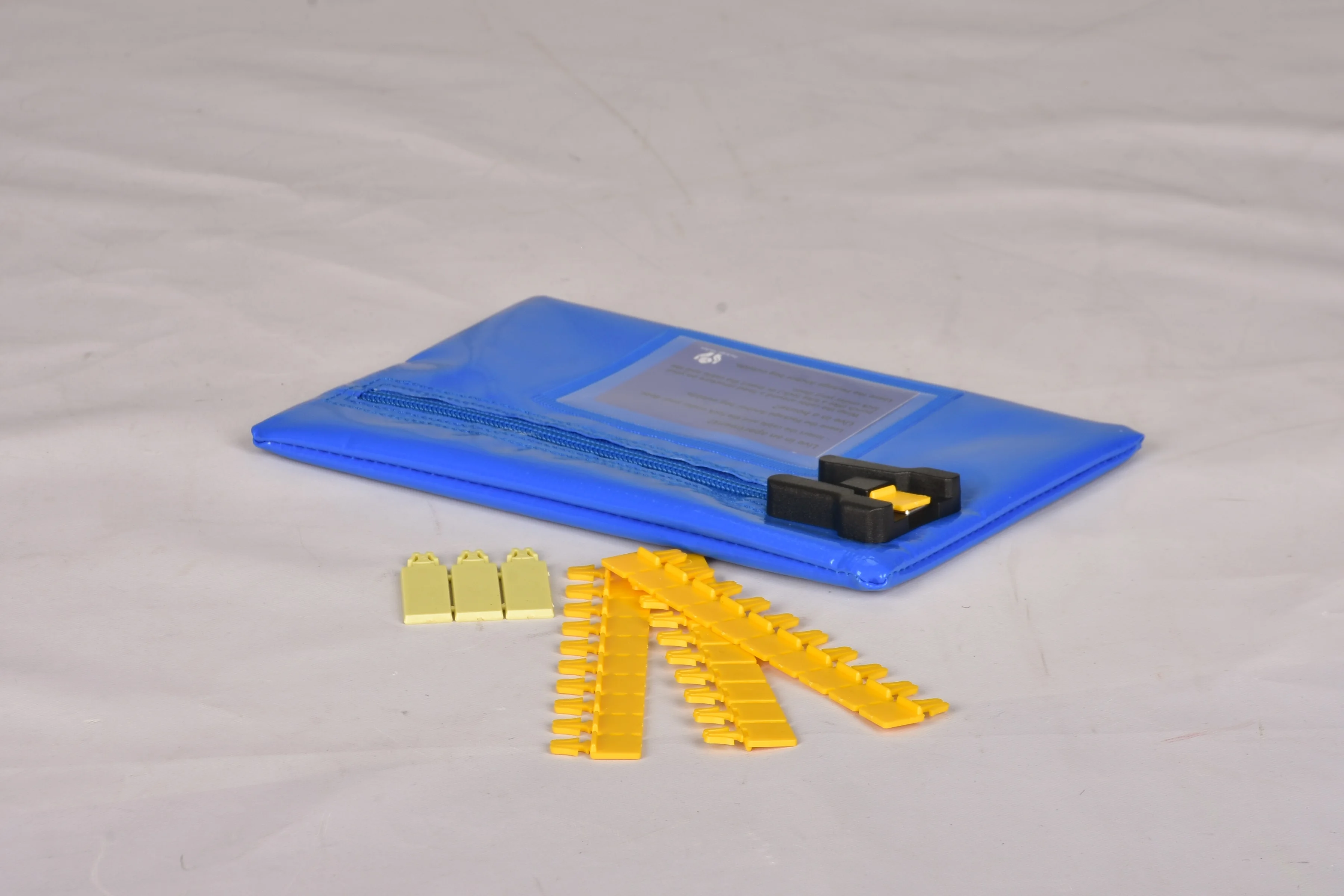 2024 Custom Logo Security Bank Bags with Zipper and Seal Lock Waterproof Lockable Pouch Lockable Cash Bag for Bank Deposits