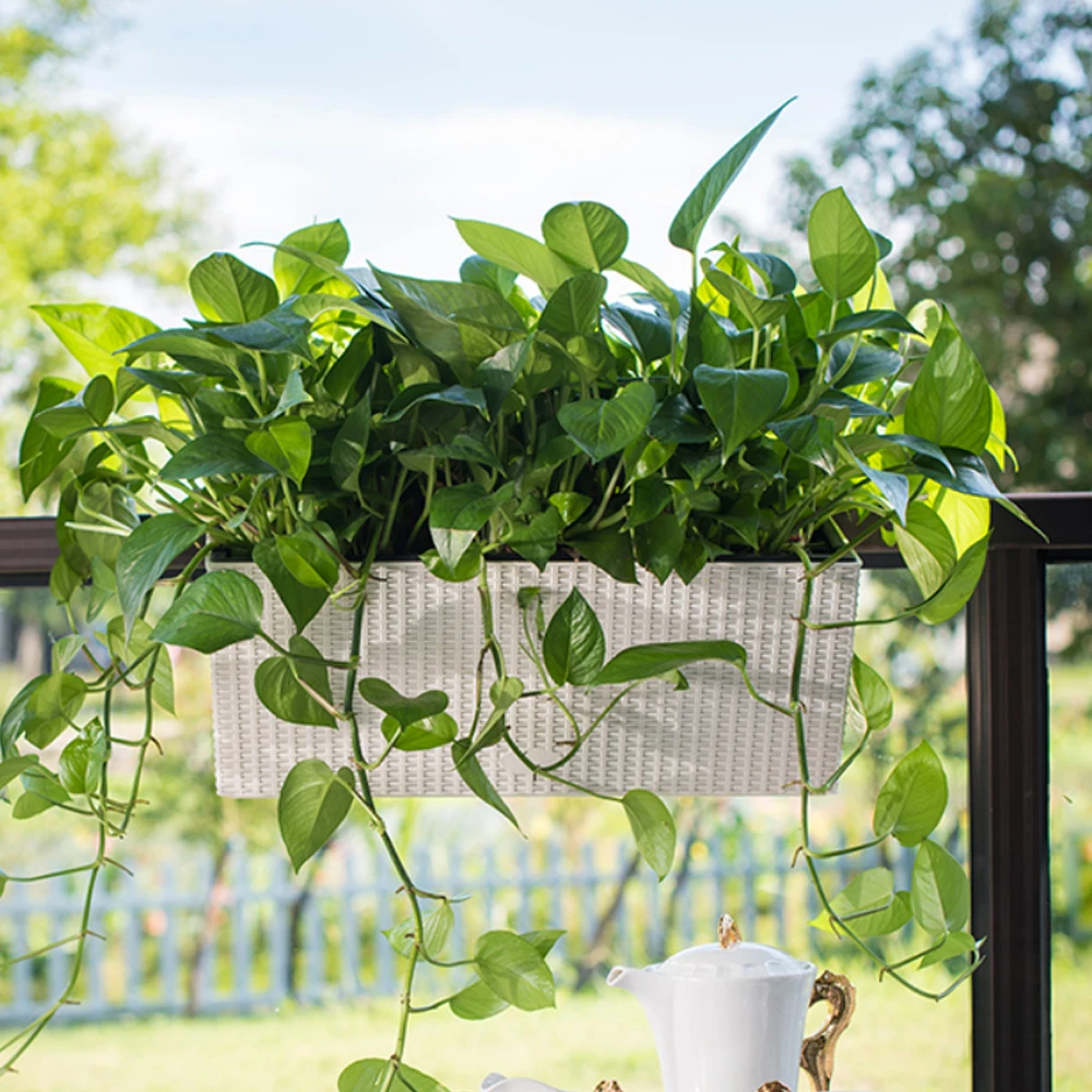 Huazhiai Outdoor Decorative Rectangular Rattan Garden Self Watering PlasticPlanter Balcony Pots