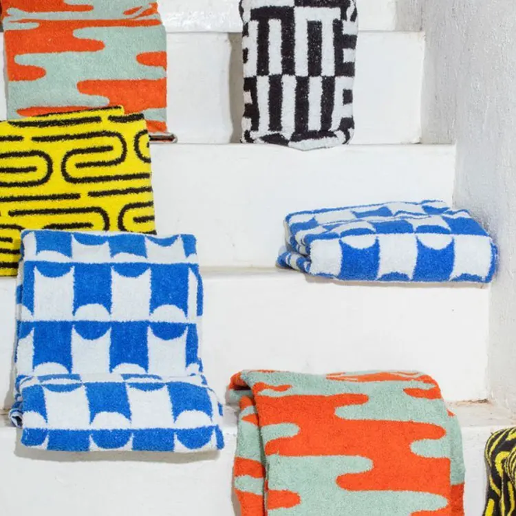 Light weight quick dry portable custom sublimation printing polyester adults extra size luxury sand free surf beach towel