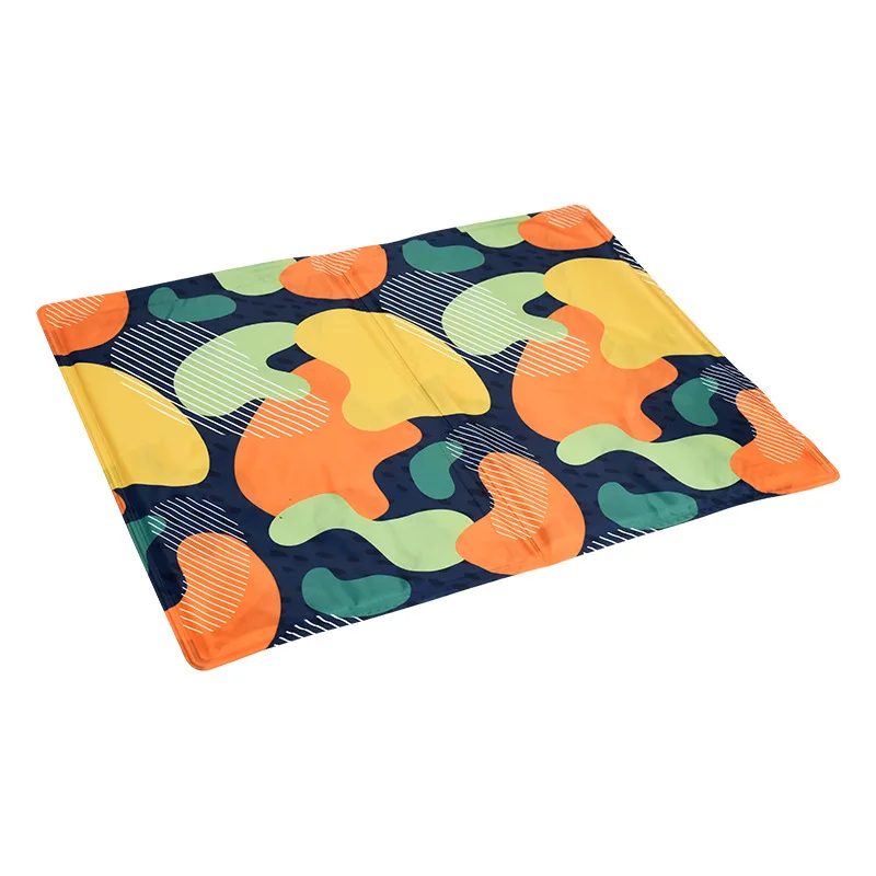 Custom Fashion Durable Puppy Mat Colorful Cat Dog Non-slip Cooling Pad Beds Washable Dog Pet Cooling Ice Mat