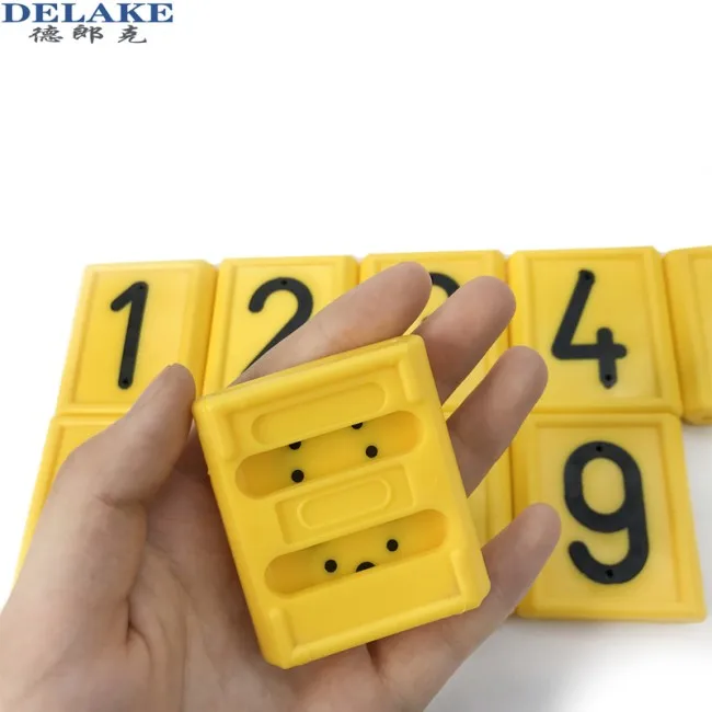 Делейк китайский поставщик Пластиковая регулируемая пластина ошейник с коровой ремешком из коровы номером 10