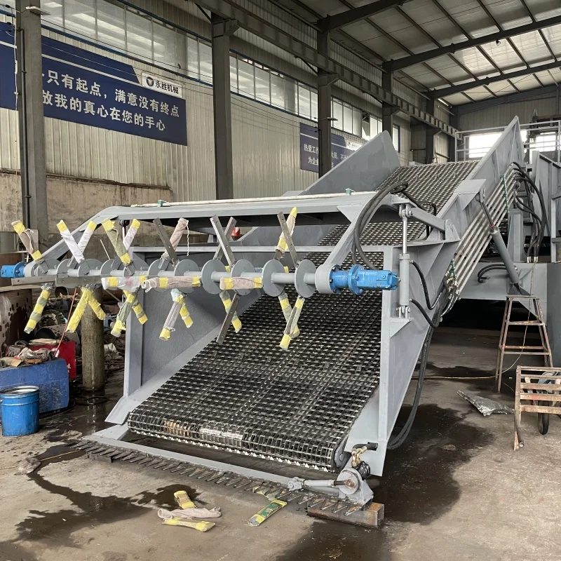 High Output Fully Automatic Water Grass Harvester used for Cleaning Aquatic Plants