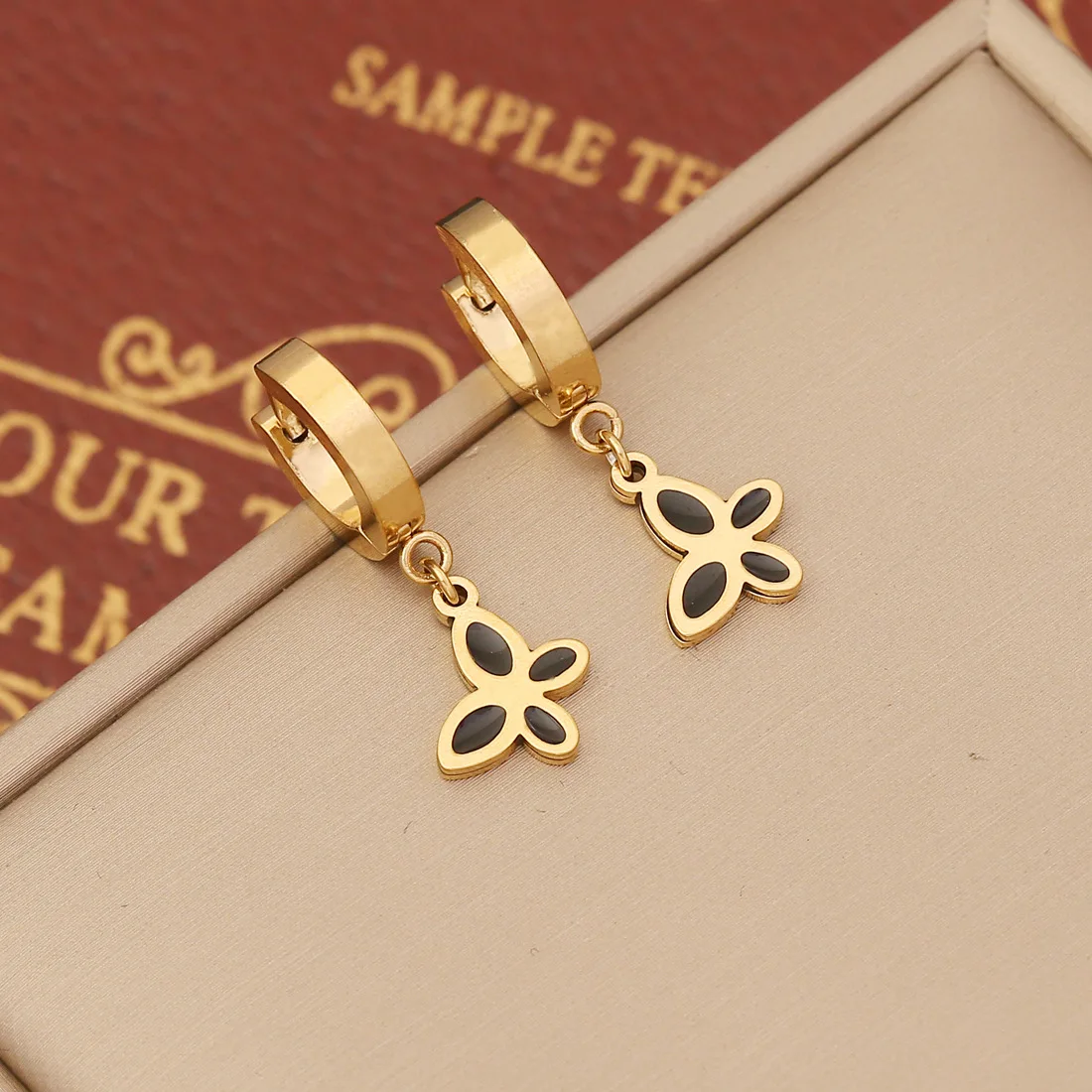 2024 18k Gold Stainless Steel Dripping Oil Star Hoop Earrings Women Black Butterfly Earrings