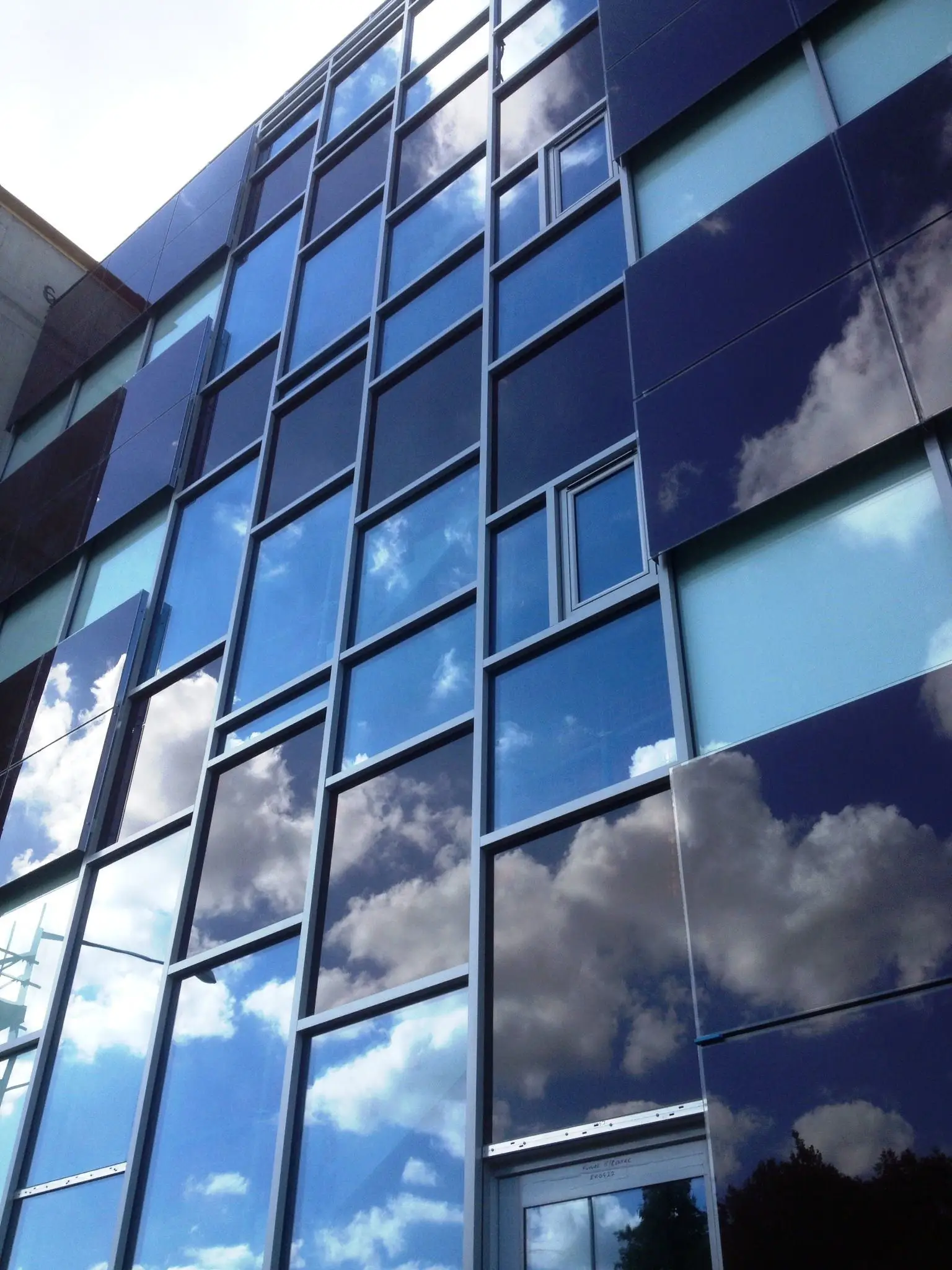 Hot Sale 20% 60% Transparency 72W 85W  Frameless Thin Film Solar Panel For Bipv