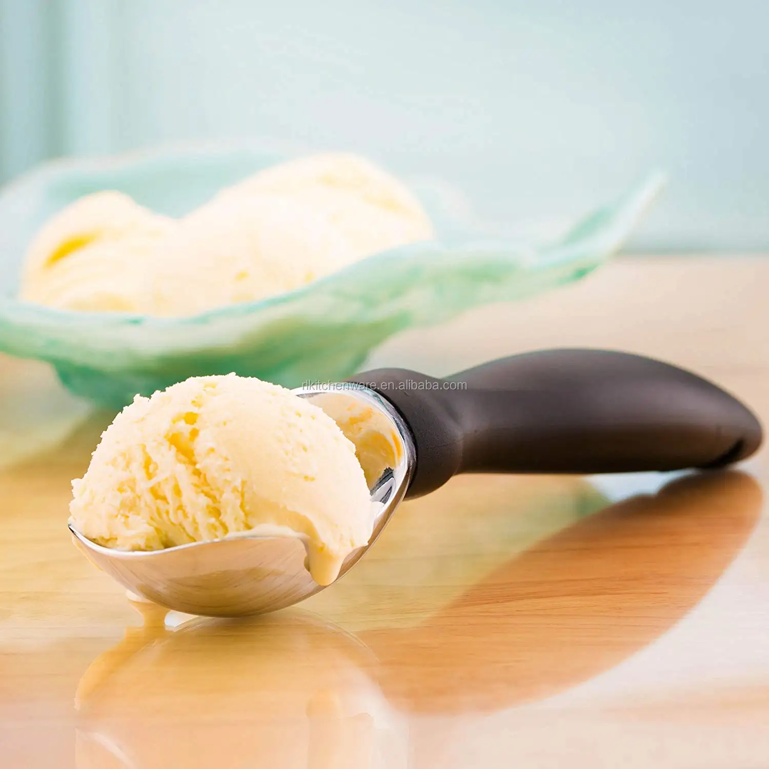 New design factory price antifreeze stainless steel ice cream scoop with pp handle