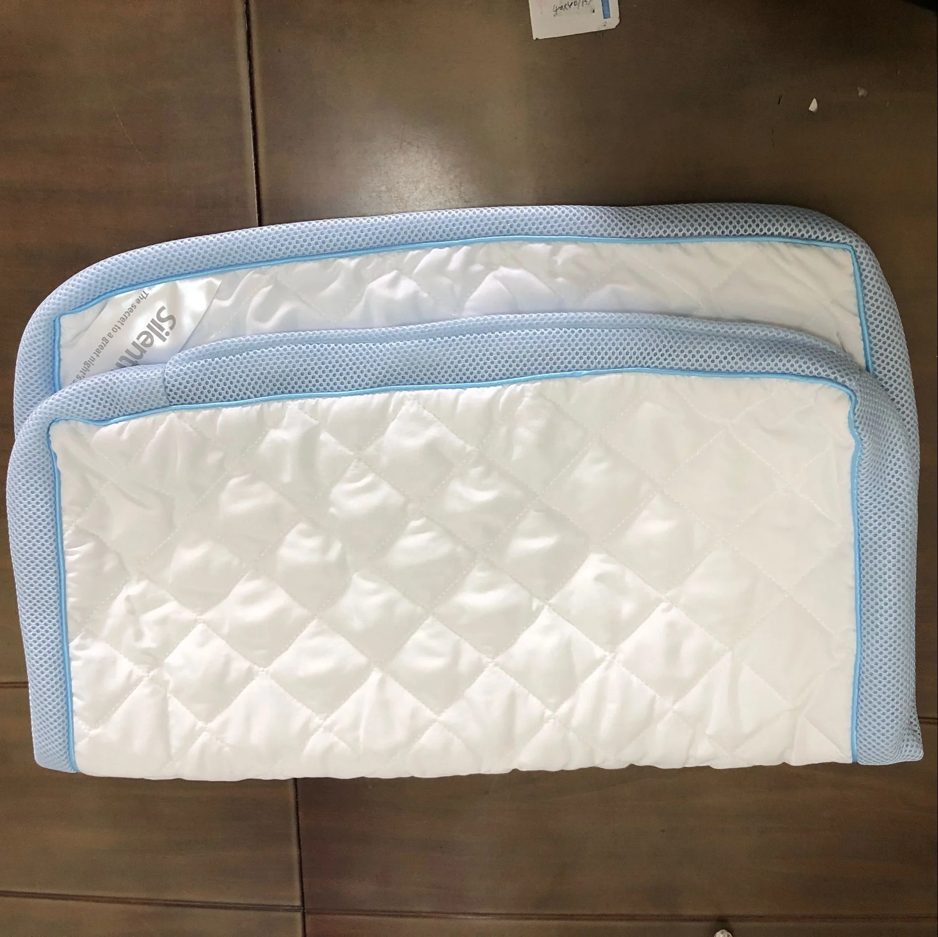 Allergen quilted waterproof  zippered pillow protector