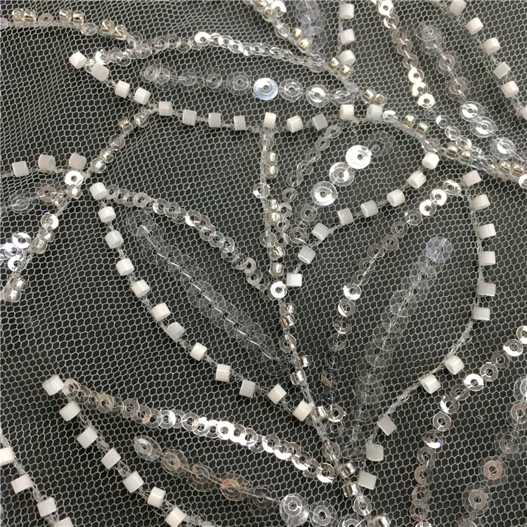 Свадебная фата для невесты, элегантный дизайн под заказ, украшенный бисером, с цветочным узором в виде листьев