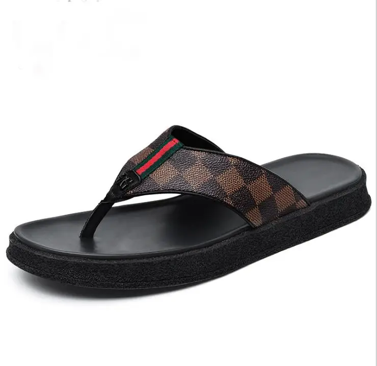 2021 in  vogue   flat  comfortable  anti skid  flat  indoor outdoor   summer  flip-flop men Slippers beach  sandals For mens