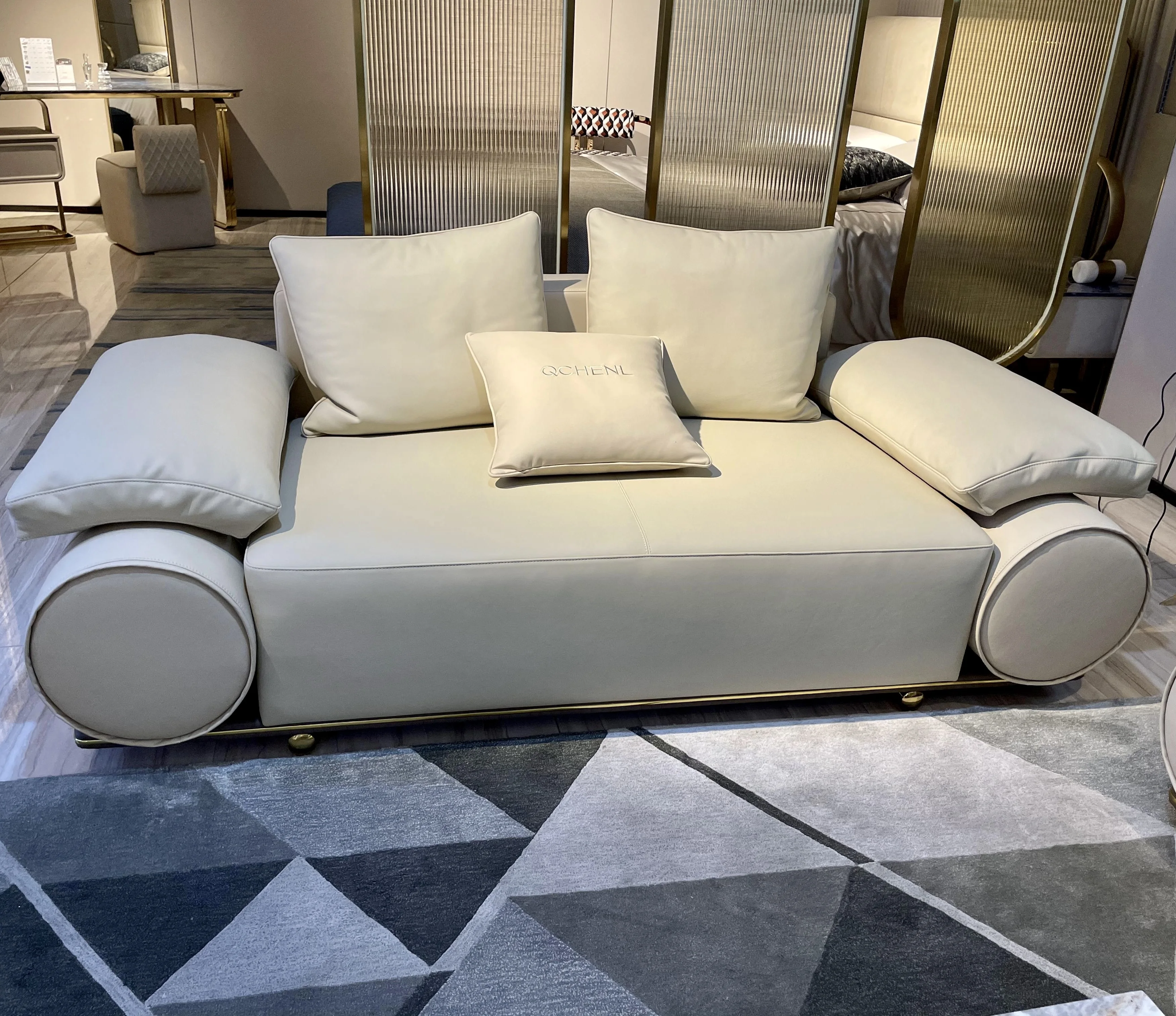 Italian High-End Luxury Matte Leather Four-Person Straight Sofa Minimalist Design for Villa Living Room Furniture