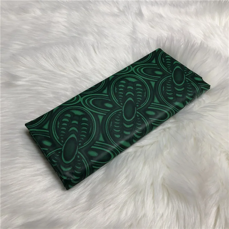 
Bazin fabrics with s 2020 African Bazin Riche Batik fabric Guinea Brocade for women clothes 5yards 