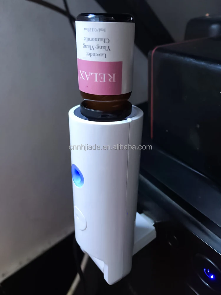 Hot selling stylish perfume scenting aromatherapy nebulizer plugin aroma diffuser 10ml oil