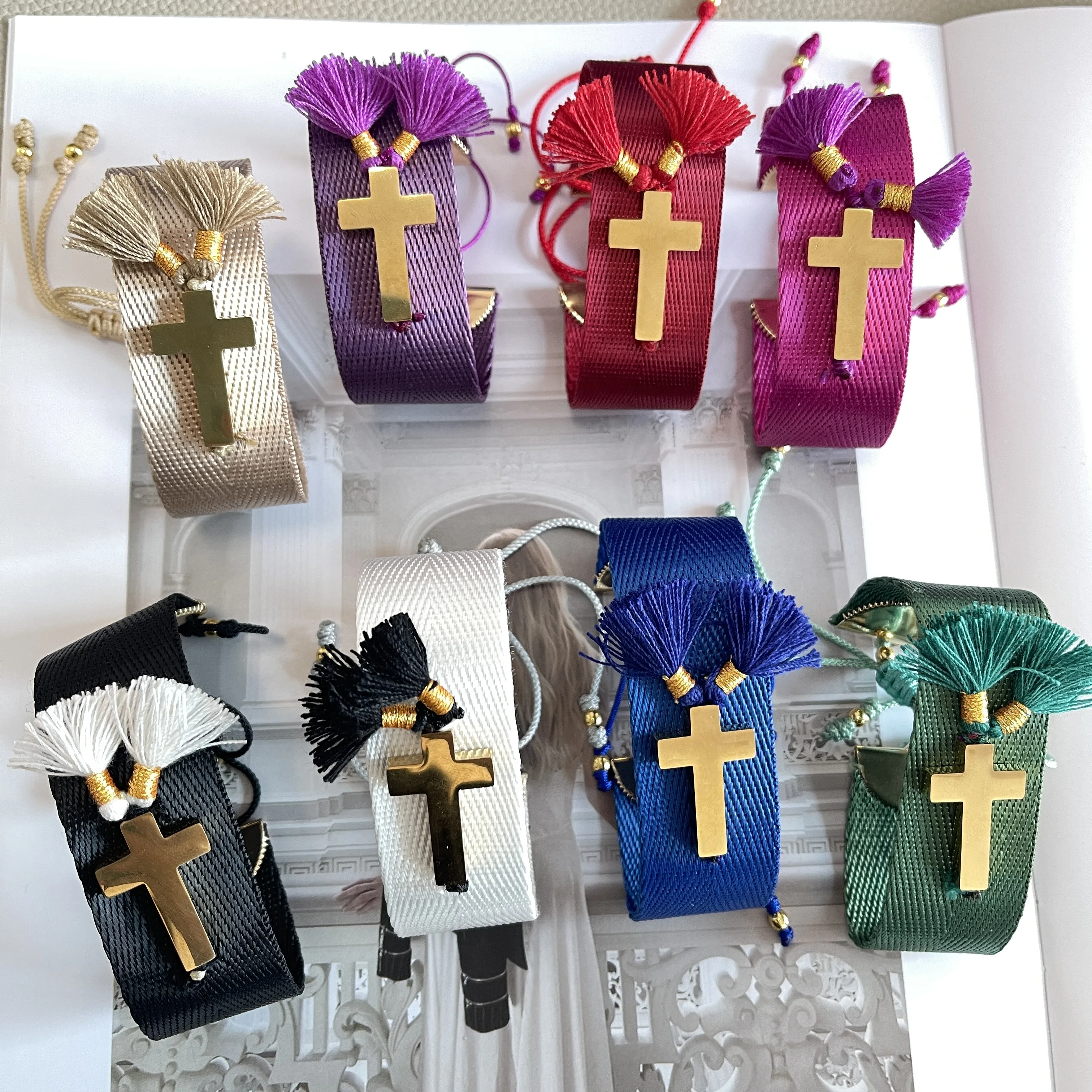 New Model Woven Embroidery Adjustable Cross Tassel Bracelets Handmade Gold Plated Colorful Fabric Bracelet Women Jewelry