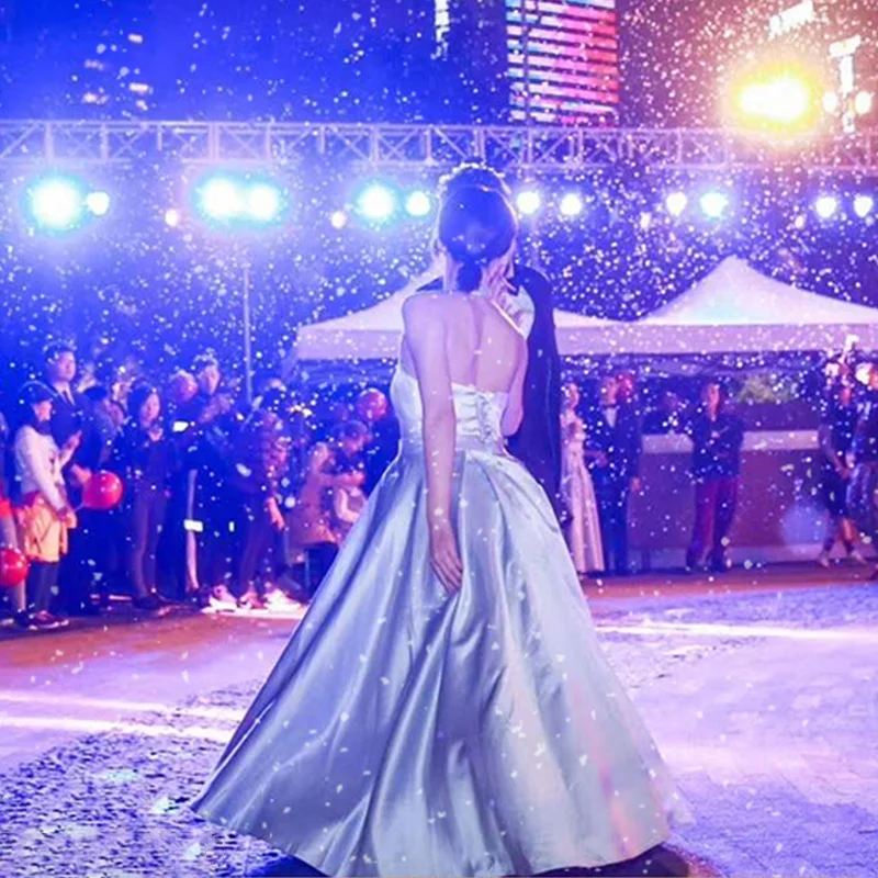 Manufacturer 2000W Moving Head Snow Machine New Design Snow Machine Stage Special Effect for Christmas Party DJ