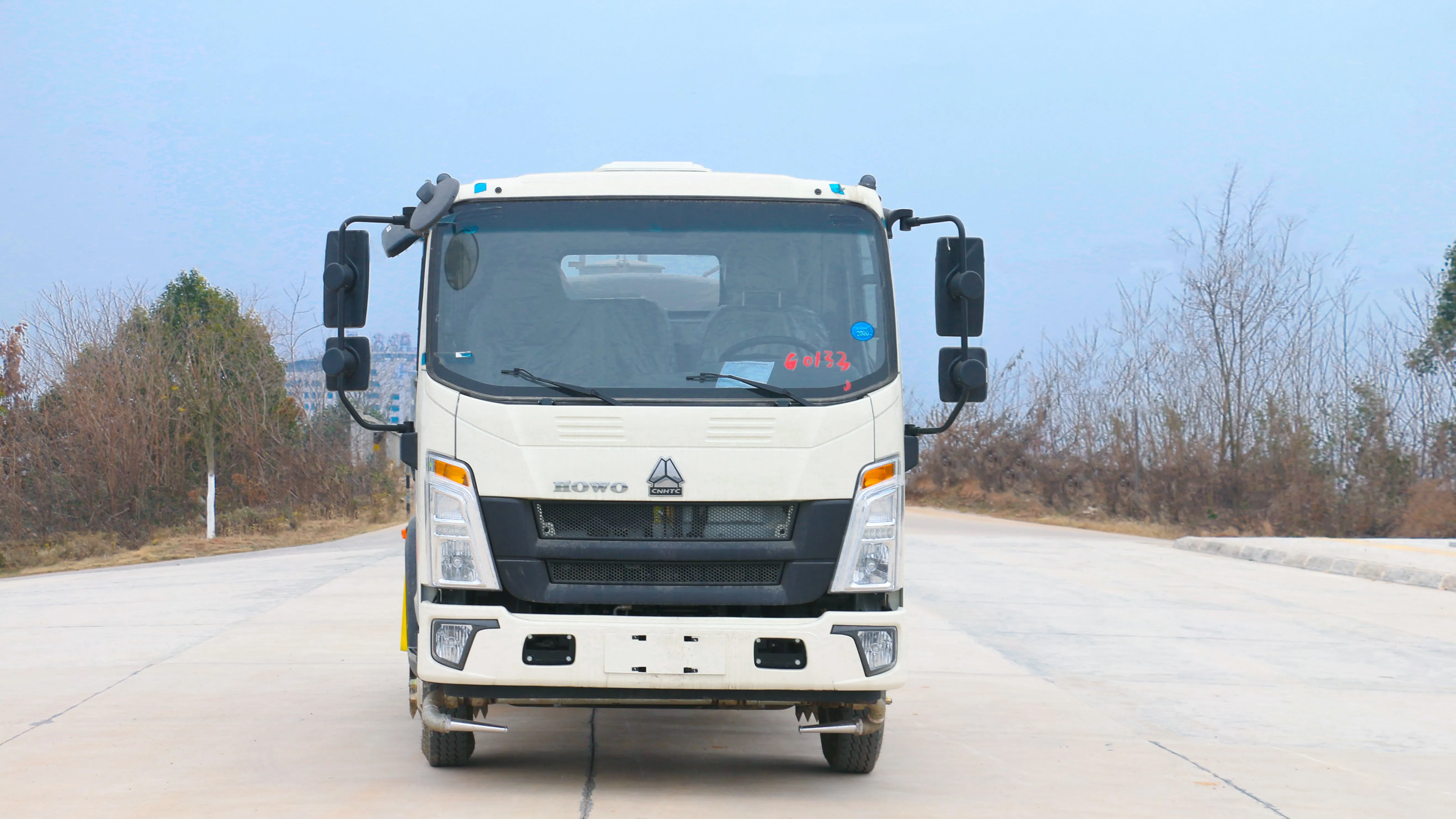 KLF & Sinotruk HOWO 4x2 автоматический Спринклерный грузовик дизельный топливный двигатель насос строительная поливочная тележка с распылителем