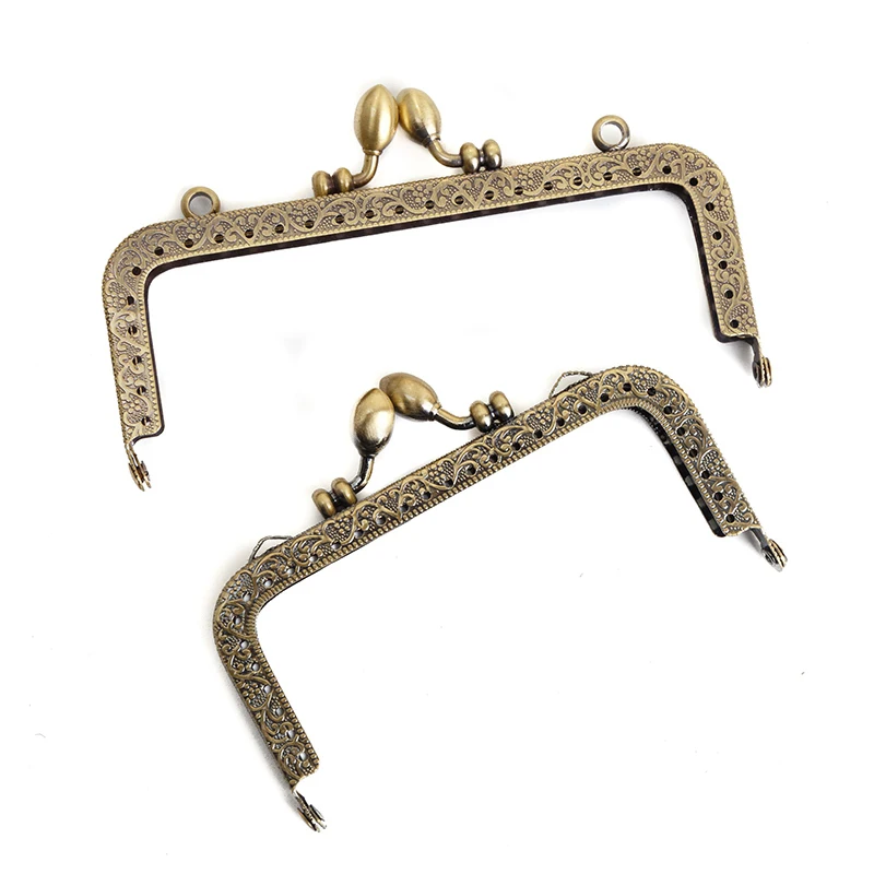 Antique Bronze Frame Handle Kiss Clasp Clutch Custom Metal Purse Clip Clasp Bag Frames