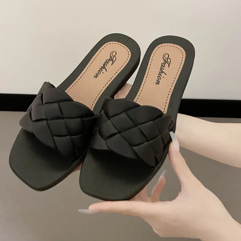 Slippers female summer diamond shape fashion flat flip-flops twist tape face soft bottom outside wear simple square shoes