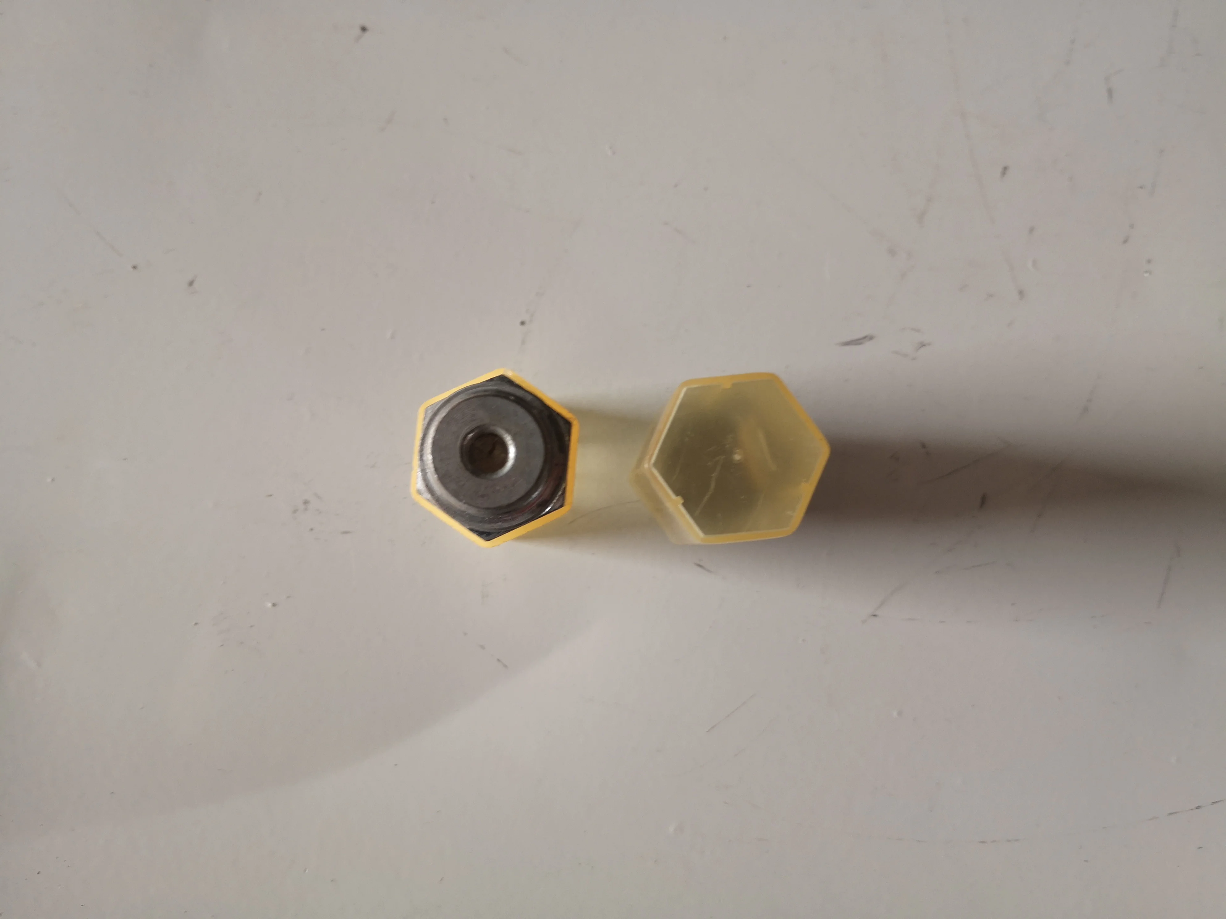 Hot selling pressure switch for Sinotruk HOWO A7 T5G TX7 T7H SITRAK C7H gearbox high and low gear switch 179100710003