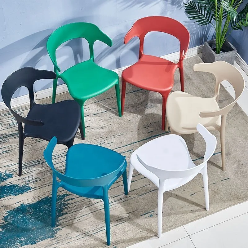 Wholesale Colorful Home Furniture Living Room Durable Restaurant Stackable PP Dining Plastic Chair